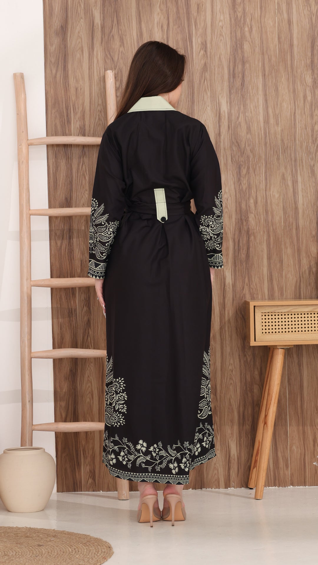 Orivya Dress